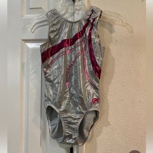 Womens GK Leo size adult medium